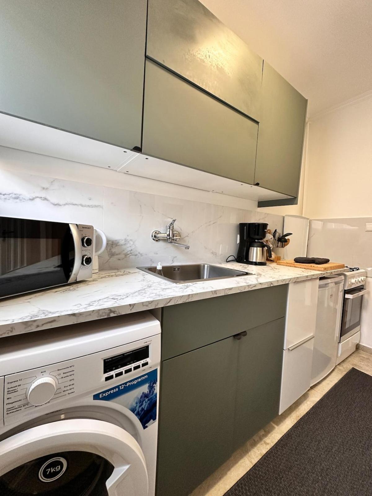 Appartement Gemuetliches In Neukoelln - Privat Parkplatz *